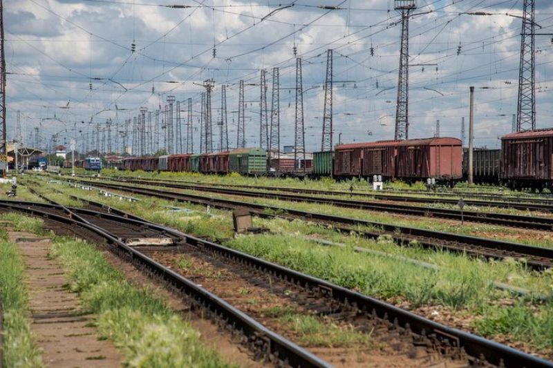 Cезон травоборьбы в Костанайском регионе в самом разгаре