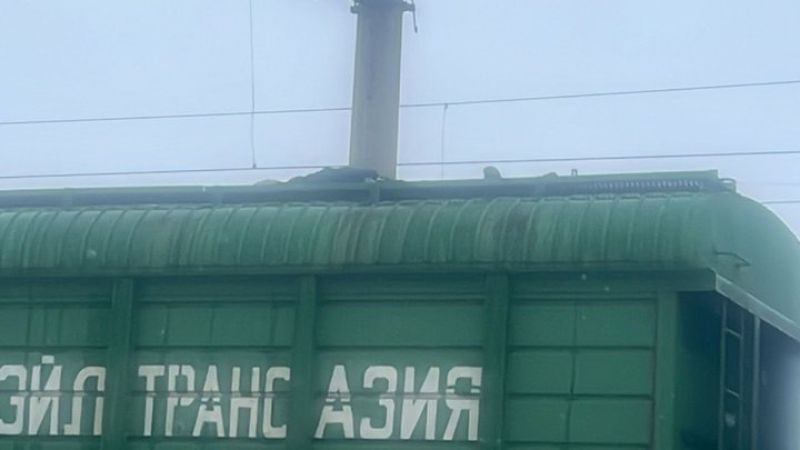 Алматыда екі, Таразда бір жасөспірімді теміржолда тоқ соқты
