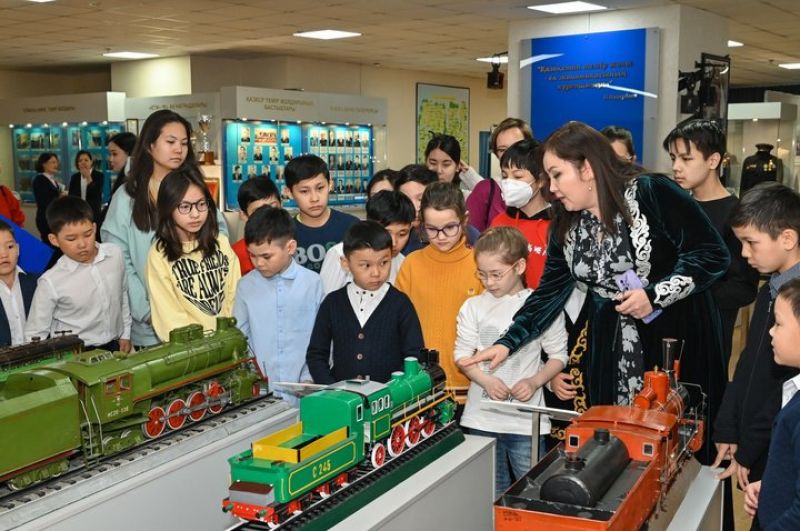 Железнодорожные музеи Казахстана распахнули двери юным посетителям