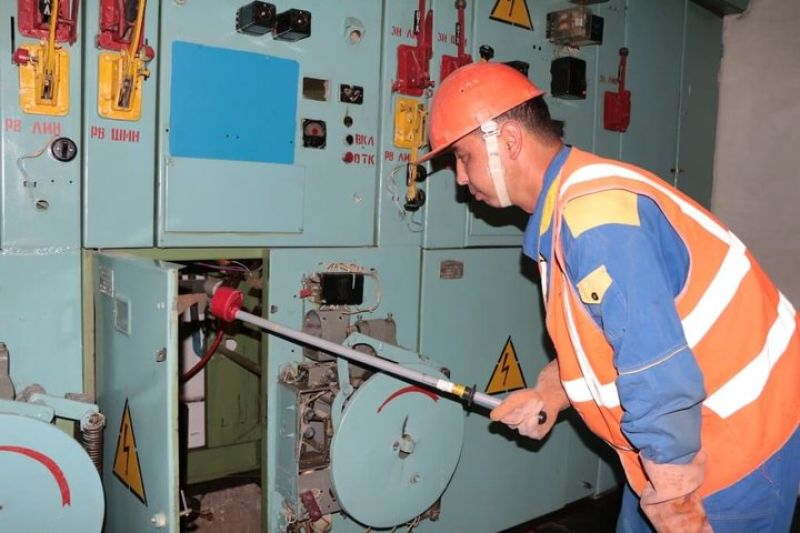ҚУАТ КӨЗІНДЕ ІРКІЛІС ЖОҚ