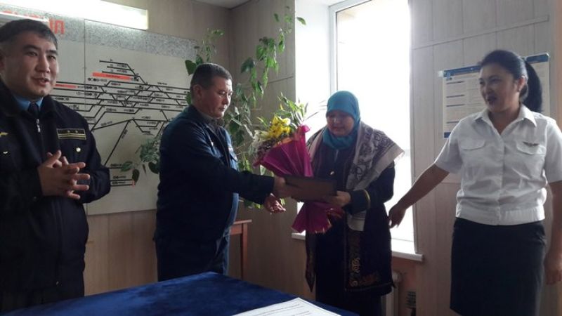 Зейнетке шығарып салды