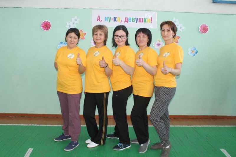 Қыздар қызыққа кенелтті