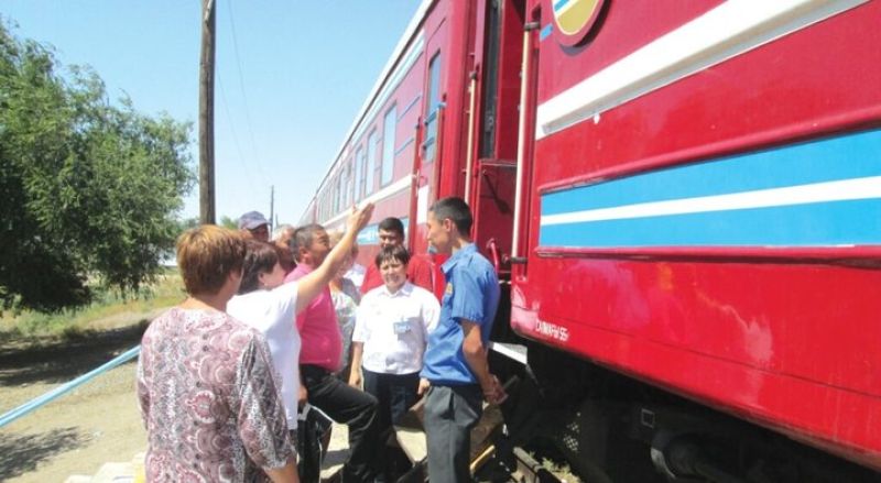 Денсаулық сыйлаған ақжолтай пойыз... 