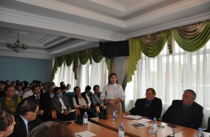 Қазақ тілінің болашағы  – латын әліпбиінде