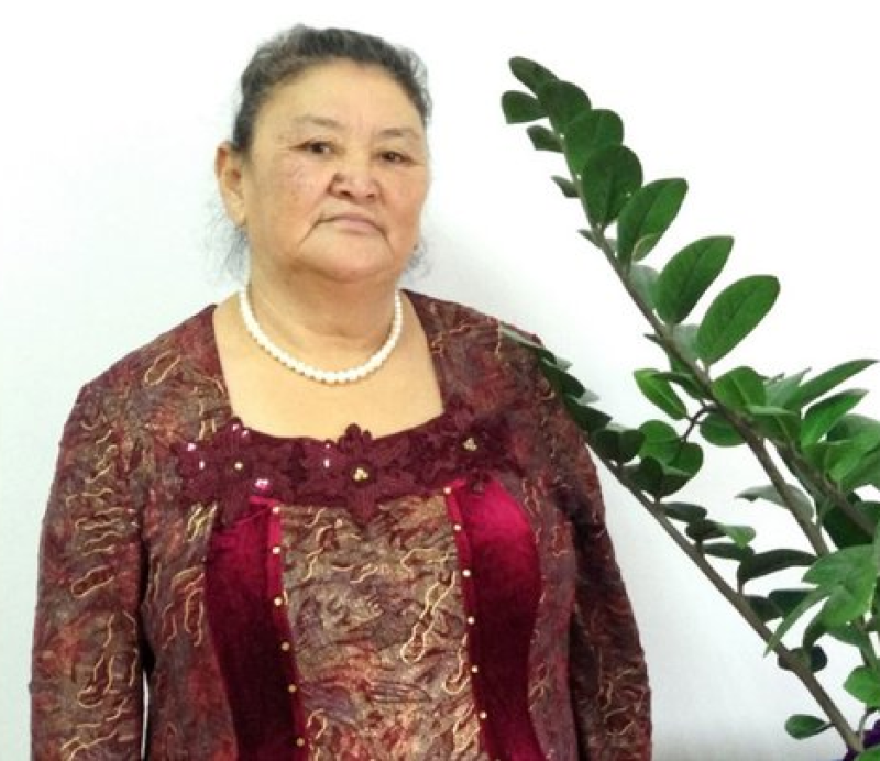 26 жыл жол жөндеуші болып жұмыс жасаған Баян апа