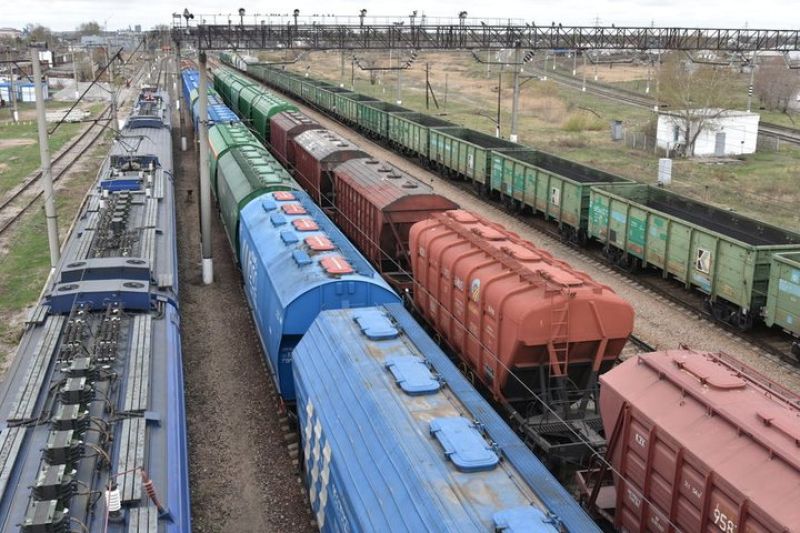 Транзитные перевозки железнодорожным транспортом в Казахстане достигли 10,26 млн тонн
