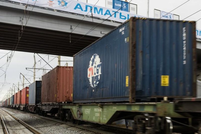 Объем перевозок грузов между Казахстаном и Китаем вырос на 5% - КТЖ