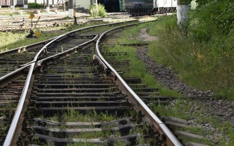 Жители станции Большая Михайловка жалуются на отсутствие перехода через ж/д пути