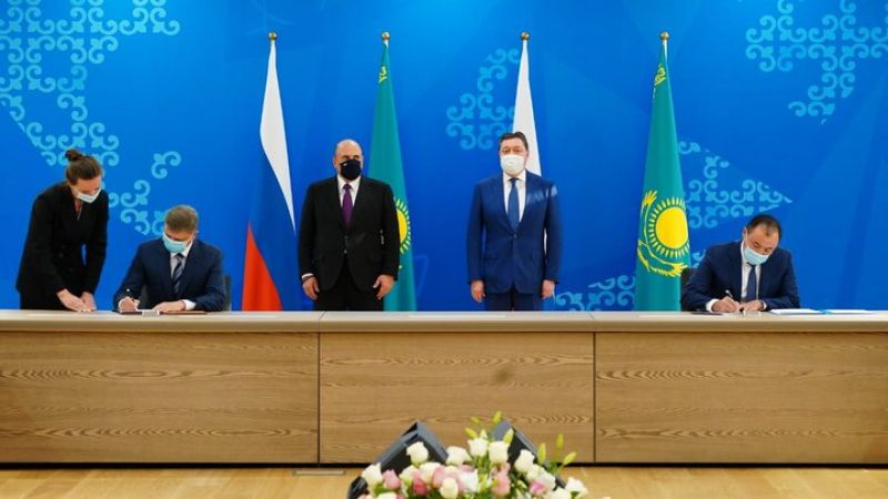 Грузовые ж/д перевозки между Казахстаном и Россией перейдут на безбумажные технологии