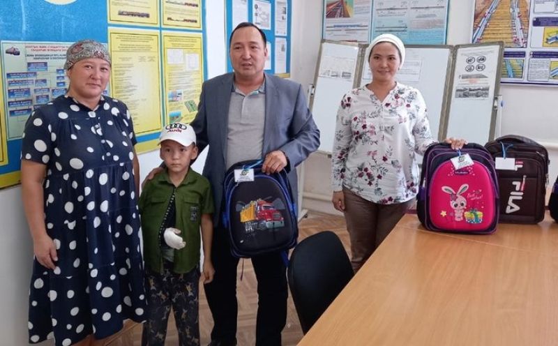 Маңғыстау жүк тасымалы бөлімшесі жаңа оқу жылында 1053 оқушыға қаржылай қолдау көрсетті