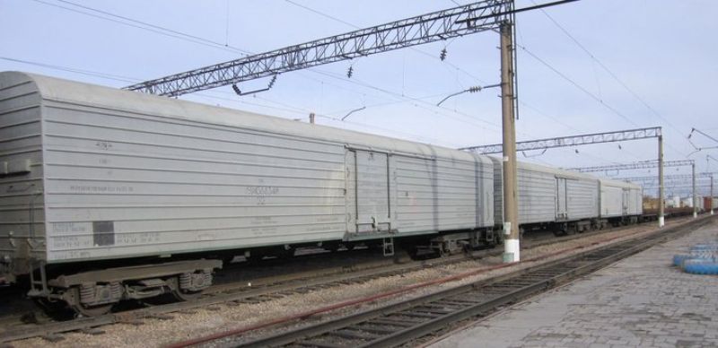Карагандинцы жалуются на пробки у Майкудукского железнодорожного переезда