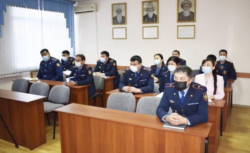 Ақтөбе станциясындағы желілік полиция бөлімінде «Тәуелсіздік – тірегім» атты дөңгелек үстел өтті