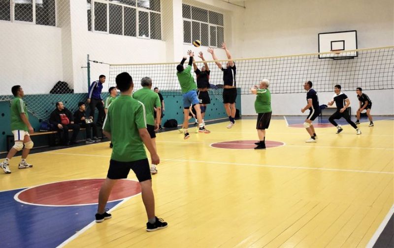 Турнир по волейболу среди структурных подразделений ҚТЖ прошел в Уральске