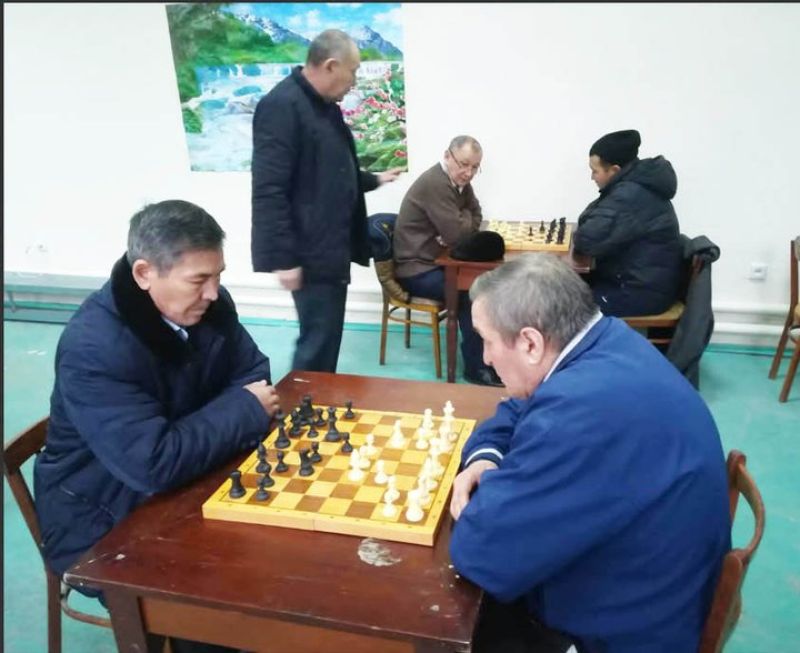 Жамбыл жүк тасымалы бөлімшесінде бірнеше спорт түрінен өткен жарыста ардагерлер ешкімге дес бермеді